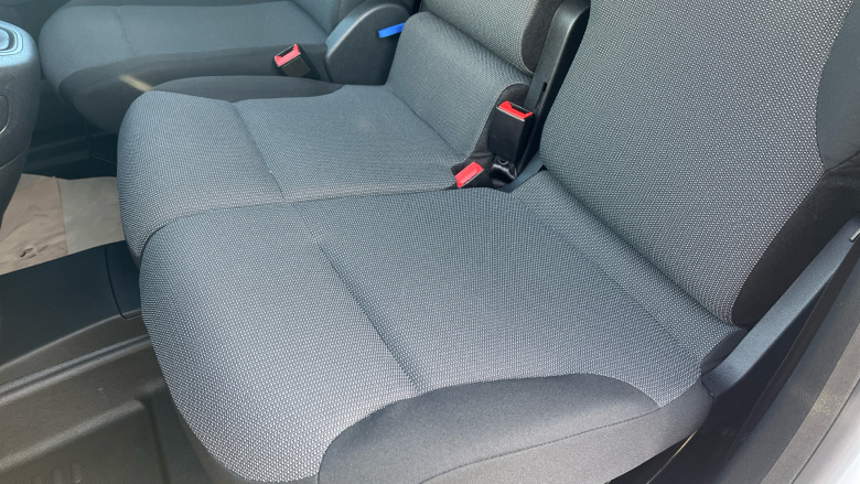 Peugeot Partner Long Diesel 950 1.5 BlueHDi 100 Professional Premium + Van